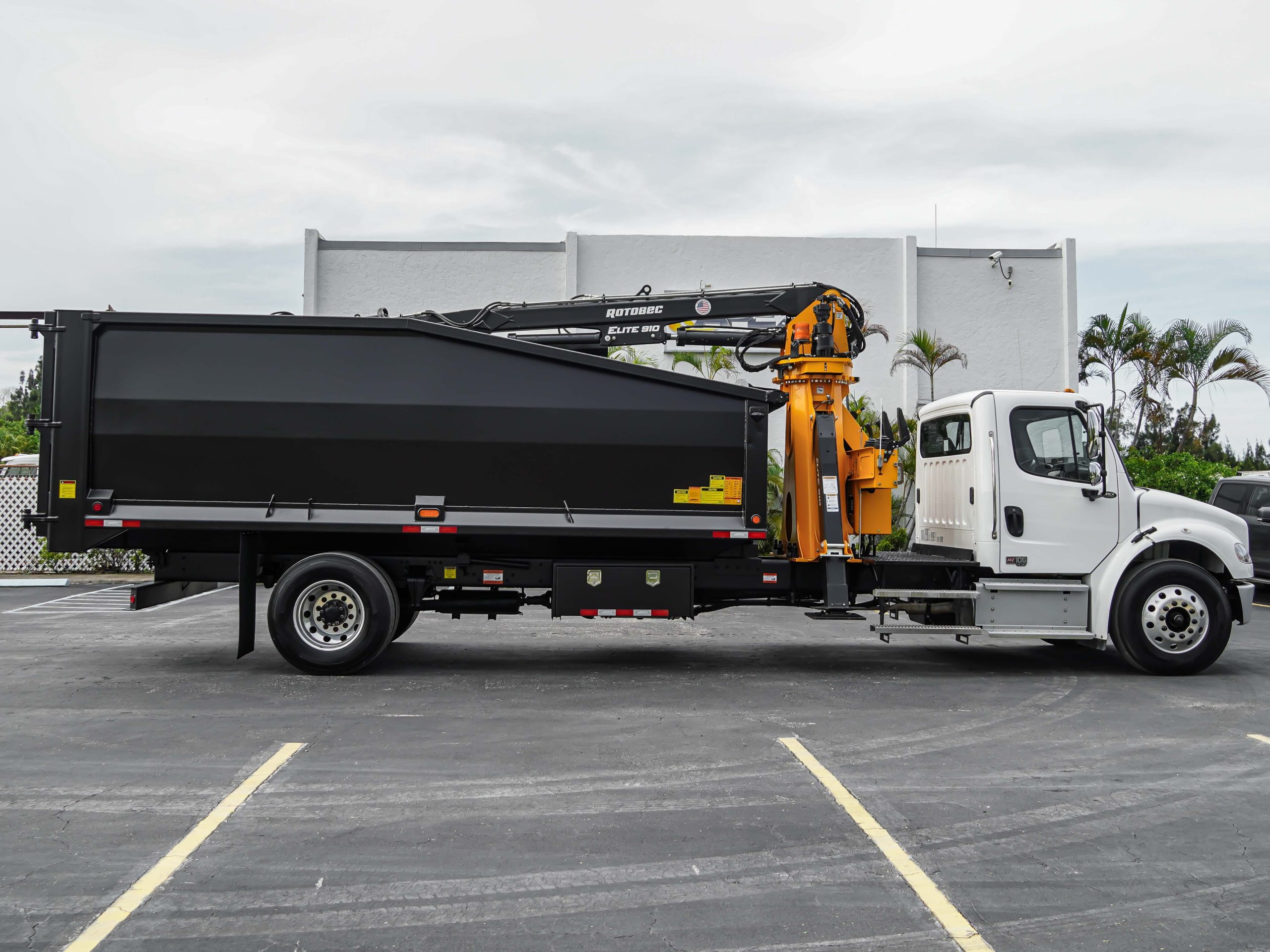 2025 Freightliner — photo 5