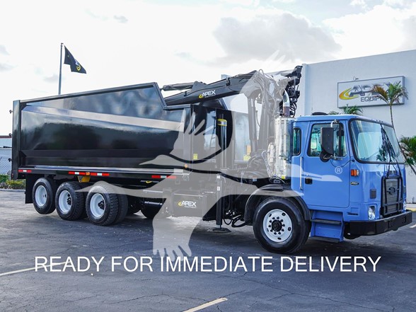 2014 XPEDITOR AUTOCAR - image 1 of 6