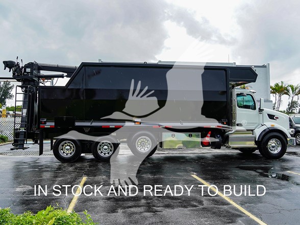 2025 567 PETERBILT - image 3 of 6