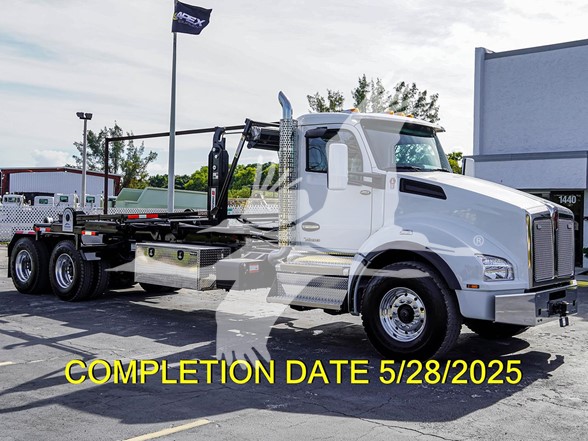 2025 T880 KENWORTH - image 1 of 6