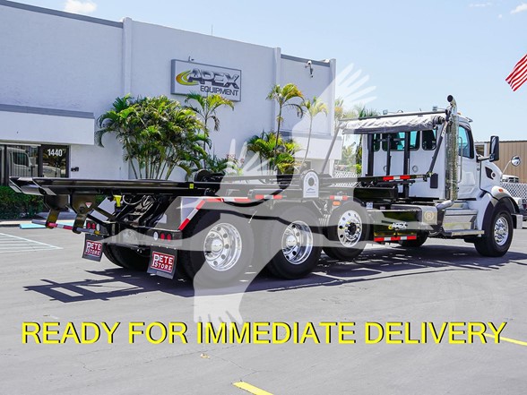 2025 567 PETERBILT - image 5 of 6