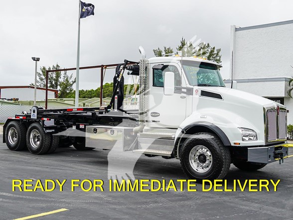 2025 T880 KENWORTH - image 1 of 6