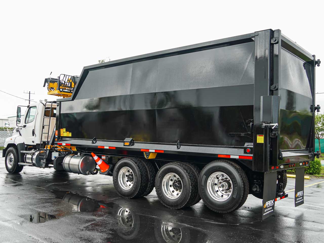 2026 FREIGHTLINER 114SD GRAPPLE TRUCK 2026 FREIGHTLINER 114SD GRAPPLE TRUCK - image 5 of 5