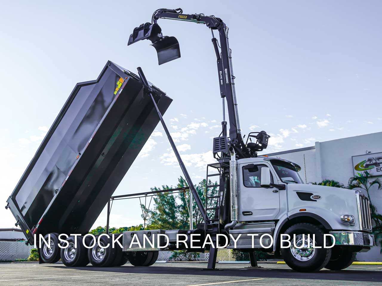 2026 PETERBILT 567 GRAPPLE TRUCK FOR SALE - image 1 of 6