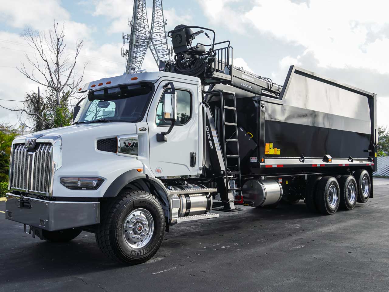 2026 47X WESTERN STAR GRAPPLE TRUCK FOR SALE - image 3 of 6