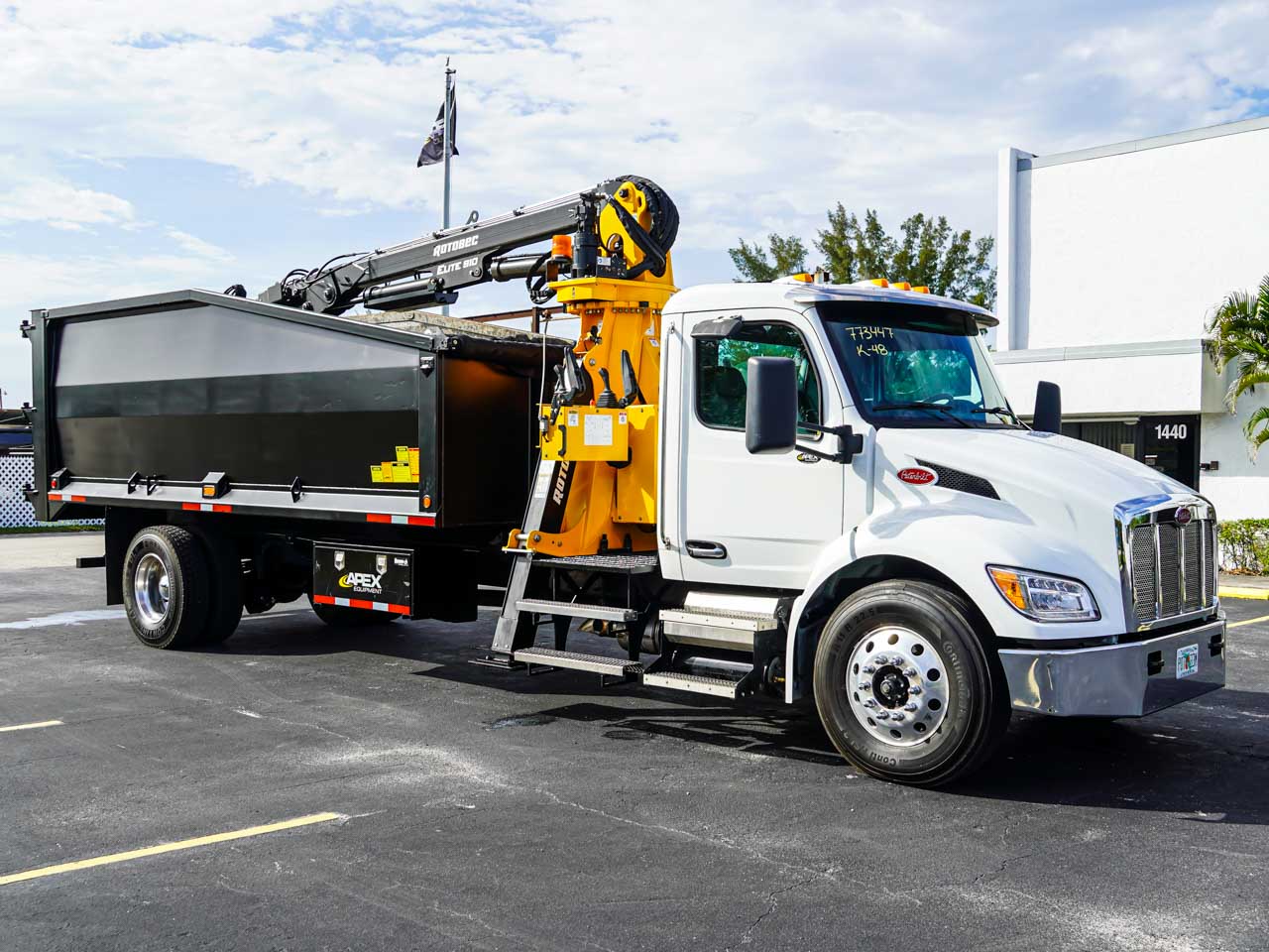2026 537 PETERBILT ROTOBEC GRAPPLE LOADER TRUCK FOR SALE 2026 537 PETERBILT ROTOBEC GRAPPLE LOADER TRUCK FOR SALE - image 2 of 6