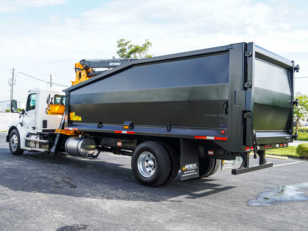 2026 537 PETERBILT ROTOBEC GRAPPLE LOADER TRUCK FOR SALE 2026 537 PETERBILT ROTOBEC GRAPPLE LOADER TRUCK FOR SALE - image 3 of 6
