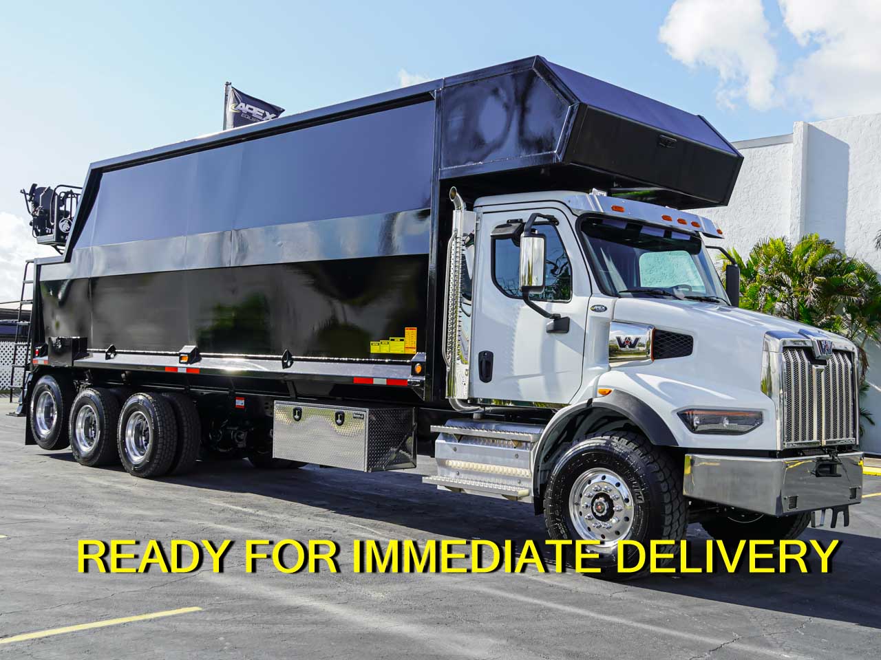 2026 47X WESTERN STAR GRAPPLE TRUCK FOR SALE - image 2 of 6