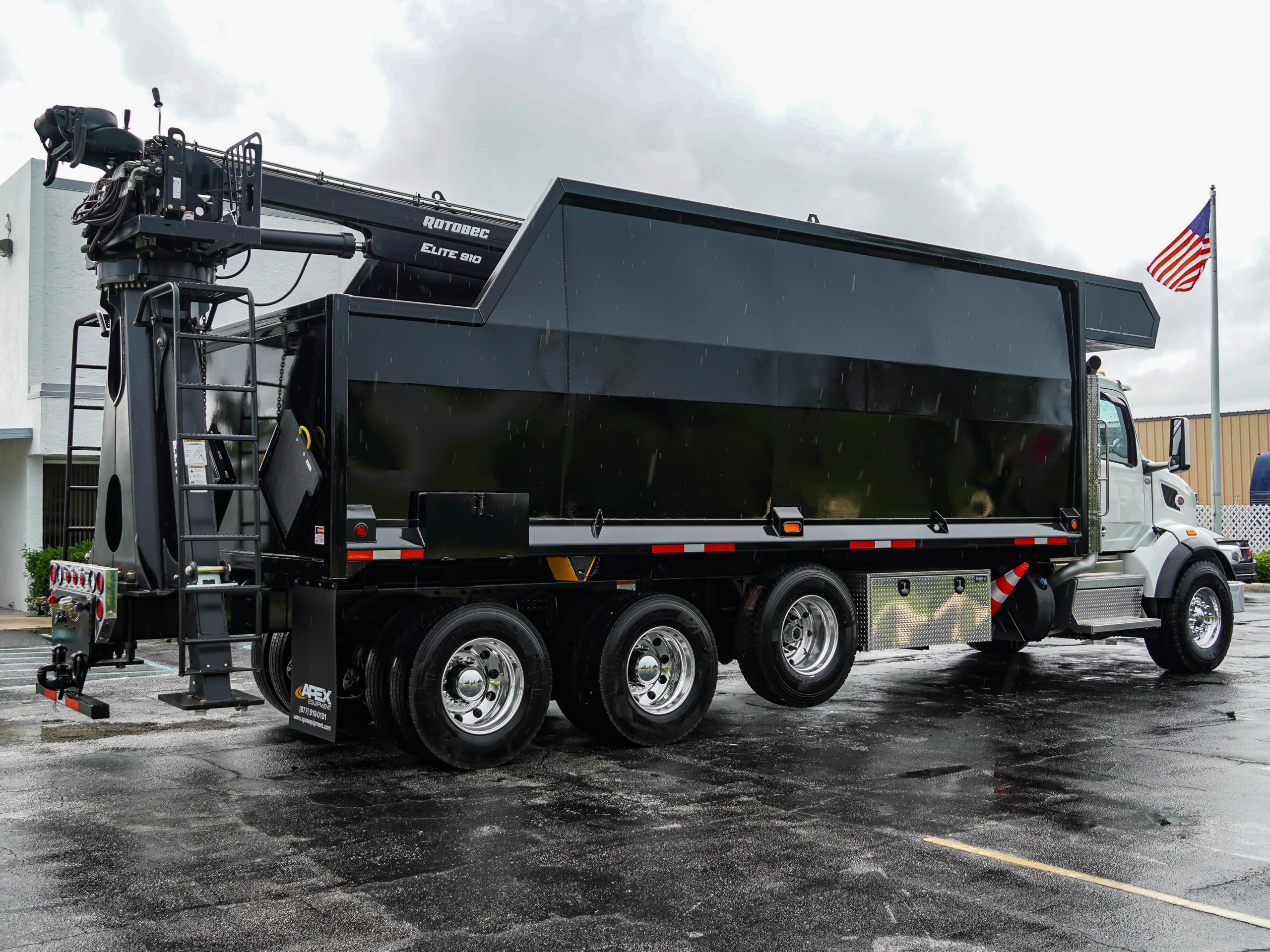 2025 Peterbilt - image 6