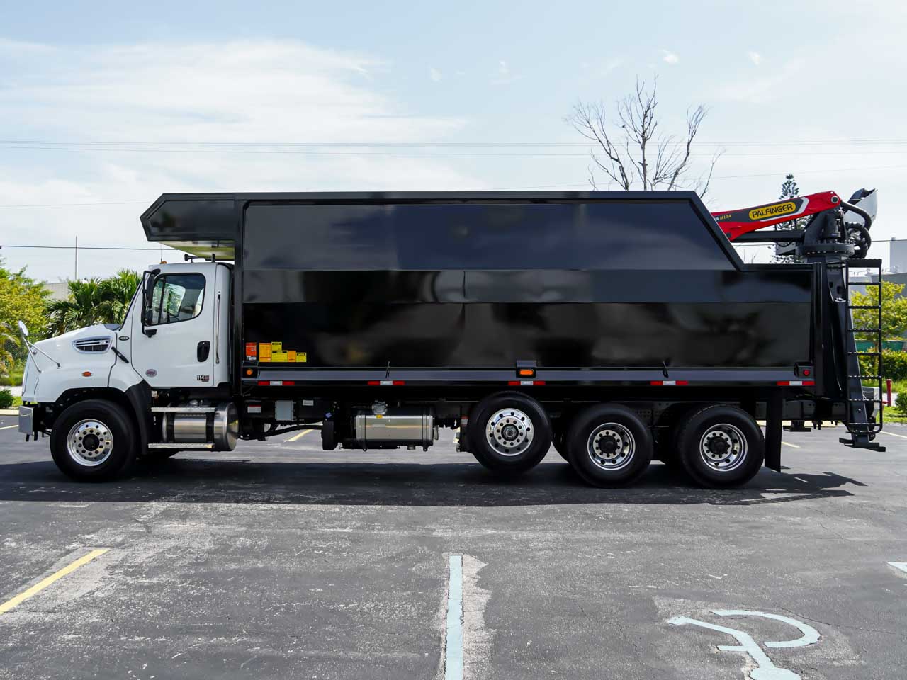 2027 FREIGHTLINER 114SD GRAPPLE TRUCK 2027 FREIGHTLINER 114SD GRAPPLE TRUCK - image 6 of 6