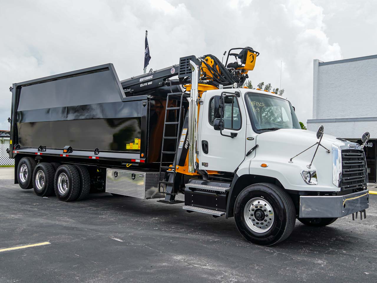 2026 Freightliner 114SD