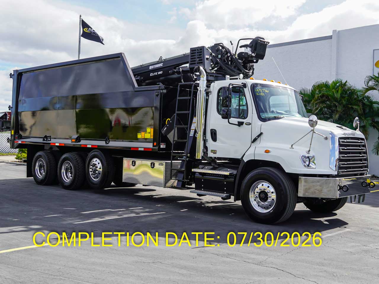 2027 FREIGHTLINER 114SD GRAPPLE TRUCK 2027 FREIGHTLINER 114SD GRAPPLE TRUCK - image 1 of 6