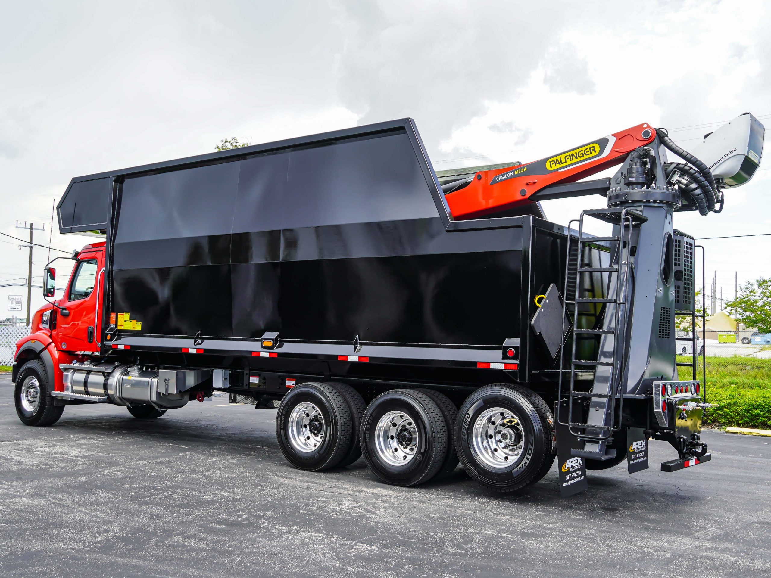 2027 WESTERN STAR 49X GRAPPLE TRUCK 2027 WESTERN STAR 49X GRAPPLE TRUCK - image 4 of 6