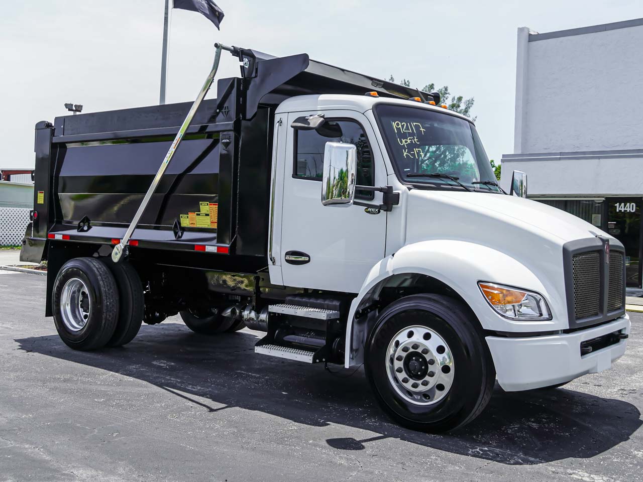 2026 KENWORTH T280 DUMP TRUCK FOR SALE 2026 KENWORTH T280 DUMP TRUCK FOR SALE - image 1 of 6