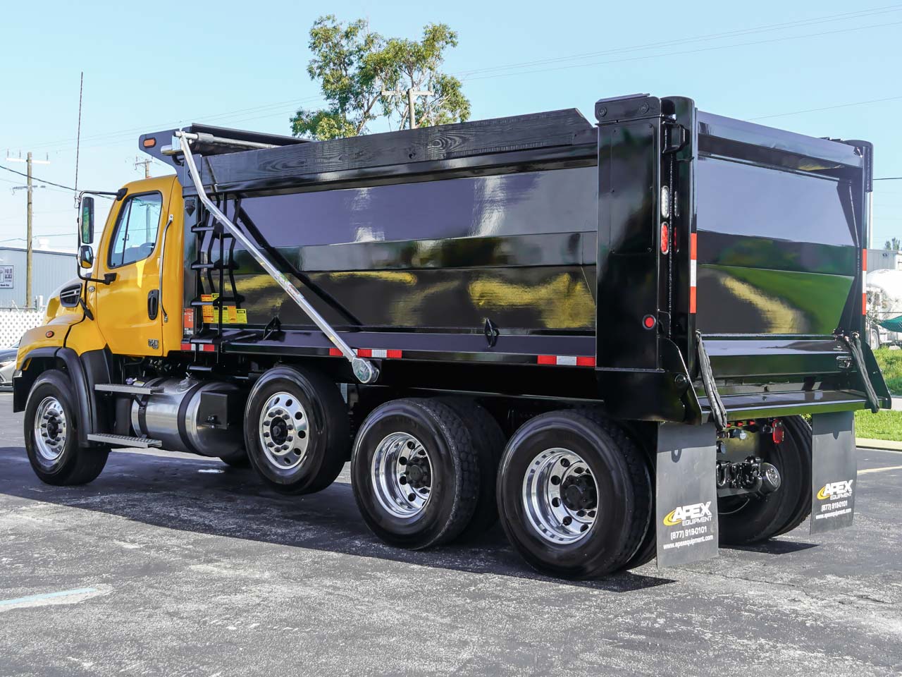 2026 FREIGHTLINER 114SD DUMP TRUCK FOR SALE 2026 FREIGHTLINER 114SD DUMP TRUCK FOR SALE - image 4 of 6