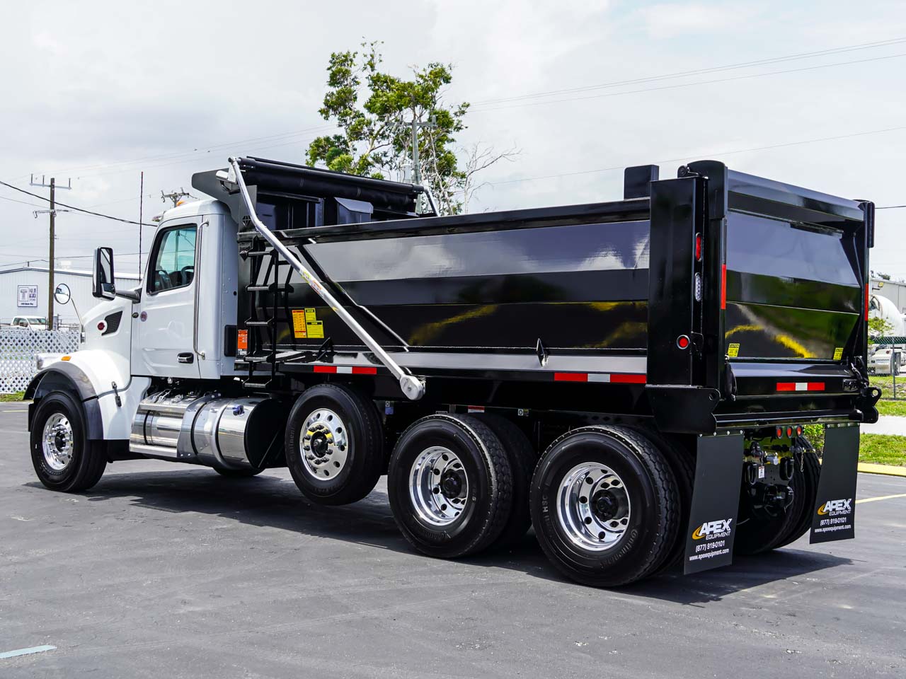 2026 PETERBILT 567 DUMP TRUCK FOR SALE 2026 PETERBILT 567 DUMP TRUCK FOR SALE - image 6 of 6